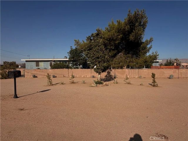 10623 4th, Hesperia, CA 92345