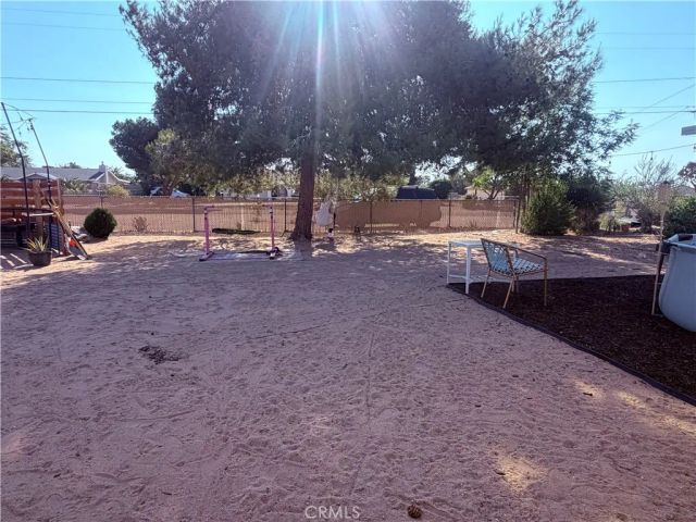 10623 4th, Hesperia, CA 92345