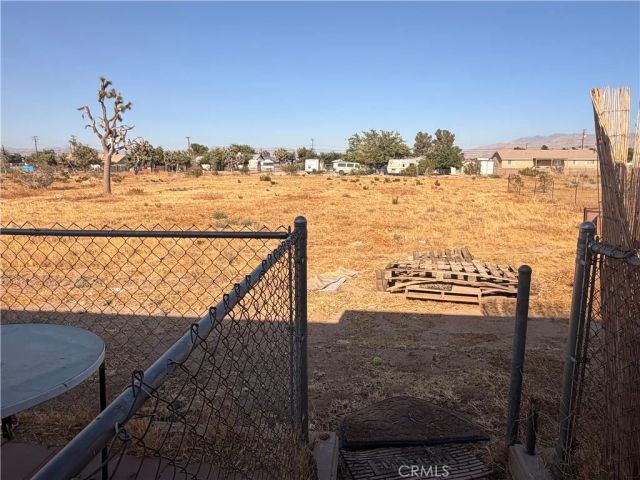 10623 4th, Hesperia, CA 92345