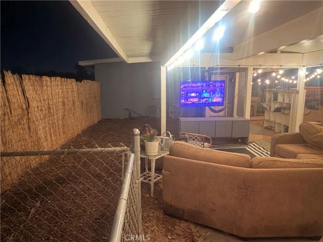 10623 4th, Hesperia, CA 92345