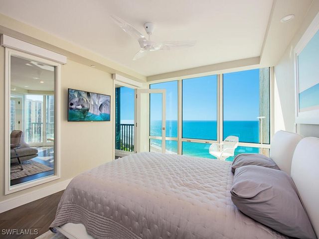 4651 Gulf Shore BLVD N 1102, Naples, FL 34103