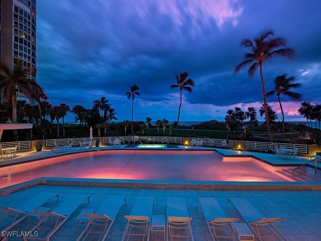 4651 Gulf Shore BLVD N 1102, Naples, FL 34103