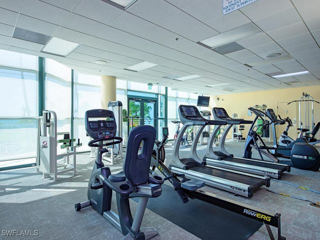 4651 Gulf Shore BLVD N 1102, Naples, FL 34103