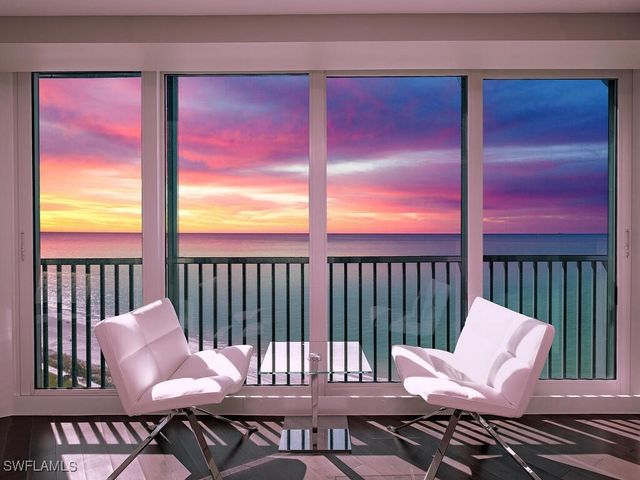 4651 Gulf Shore BLVD N 1102, Naples, FL 34103