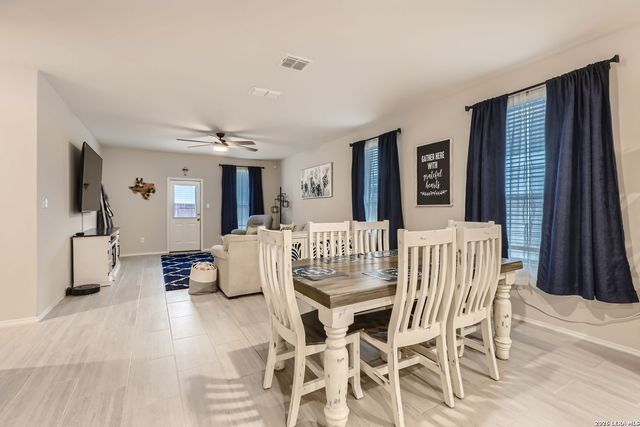 721 Sweetgrass, New Braunfels, TX 78130