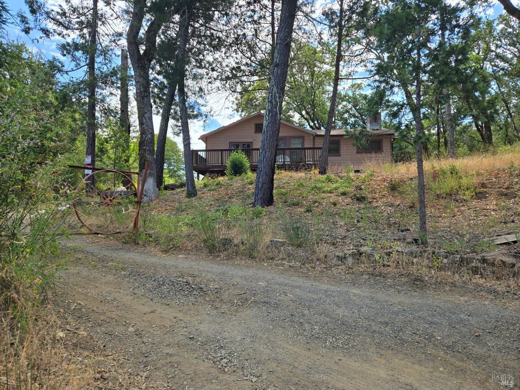 6245 Dry Creek Rd, Napa, CA 94558