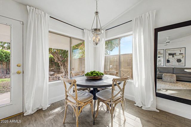 1601 E BARBARITA Avenue, Gilbert, AZ 85234