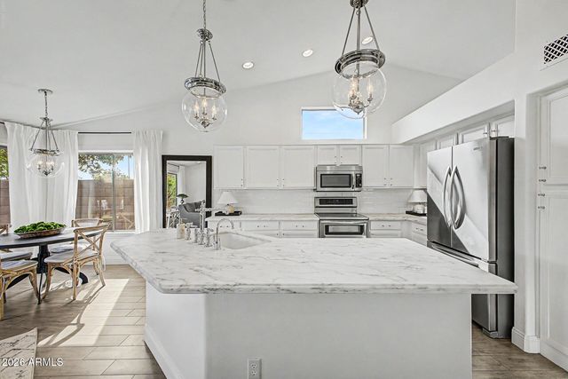 1601 E BARBARITA Avenue, Gilbert, AZ 85234