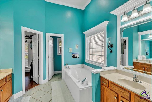 124 Roseine Drive, Warner Robins, GA 31088