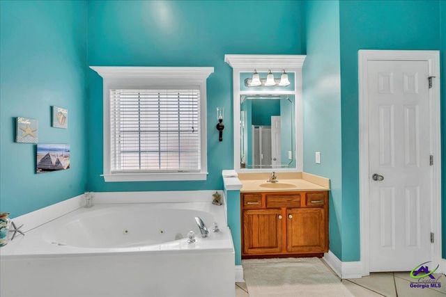 124 Roseine Drive, Warner Robins, GA 31088