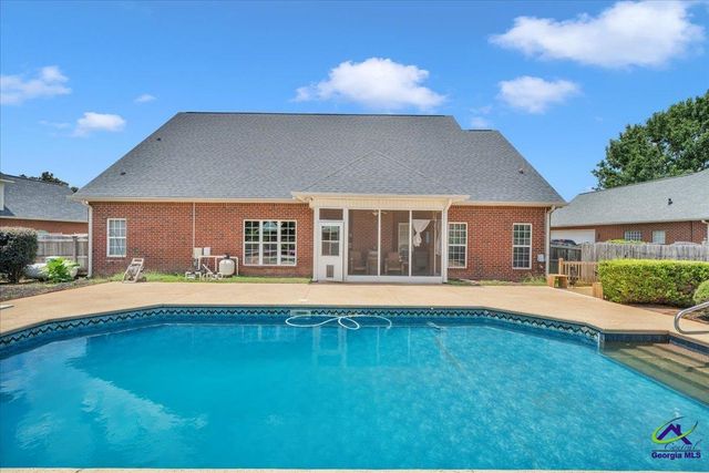 124 Roseine Drive, Warner Robins, GA 31088