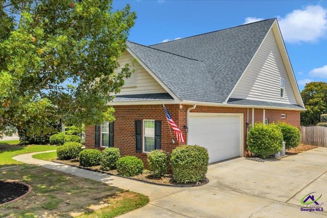 124 Roseine Drive, Warner Robins, GA 31088