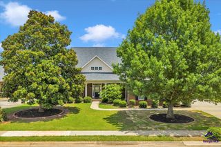 124 Roseine Drive, Warner Robins, GA 31088