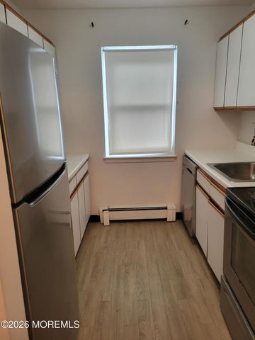 289 Main Street 10f, Spotswood, NJ 08884