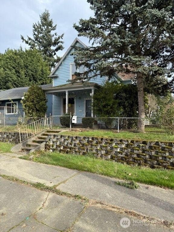 4611 S M Street, Tacoma, WA 98408