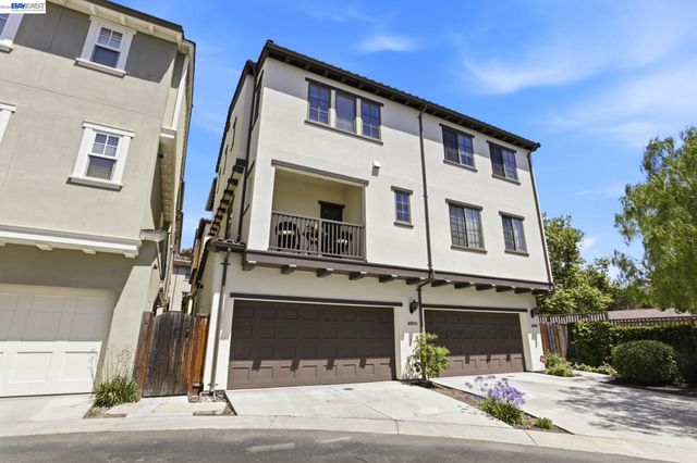43124 Calle Sagrada, Fremont, CA 94539