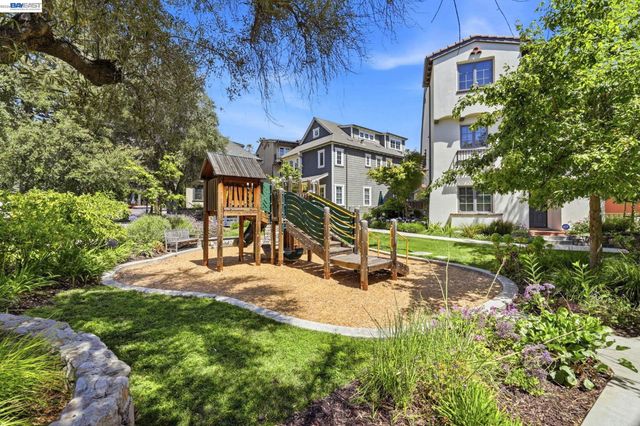 43124 Calle Sagrada, Fremont, CA 94539