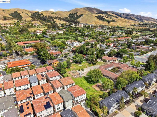 43124 Calle Sagrada, Fremont, CA 94539