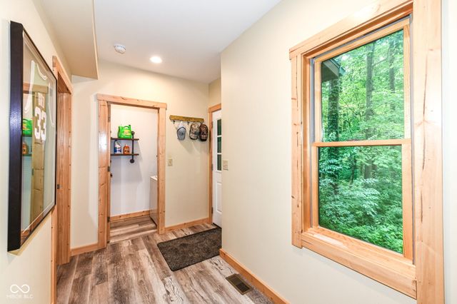 8277 E Lake Shore Drive, Rockville, IN 47872