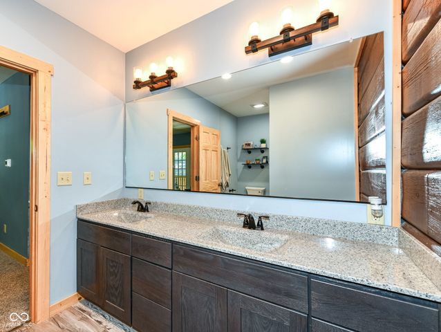 8277 E Lake Shore Drive, Rockville, IN 47872