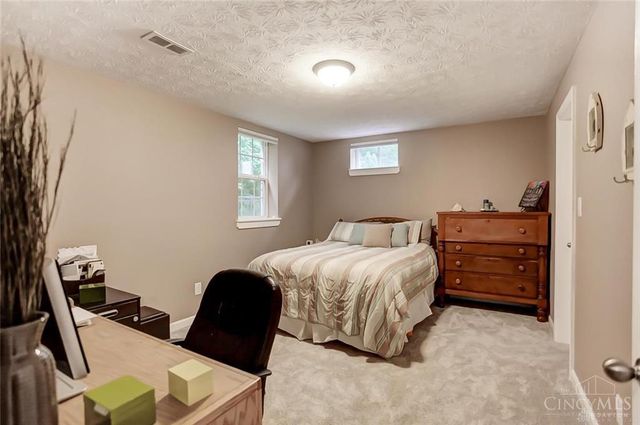 1872 Olde Haley Drive, Washington Twp, OH 45458