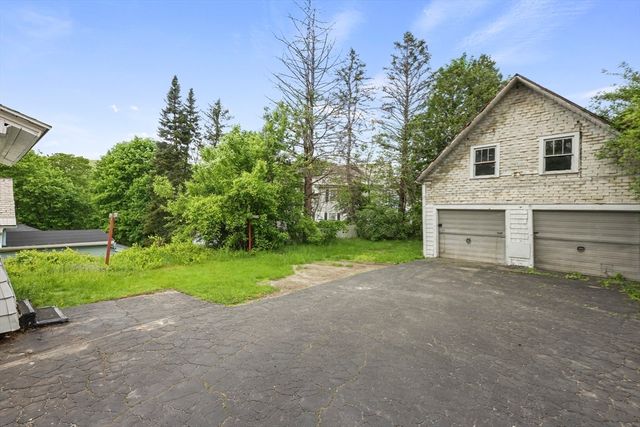 35 Jackson St, North Adams, MA 01247