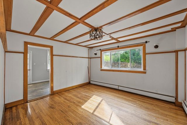 35 Jackson St, North Adams, MA 01247