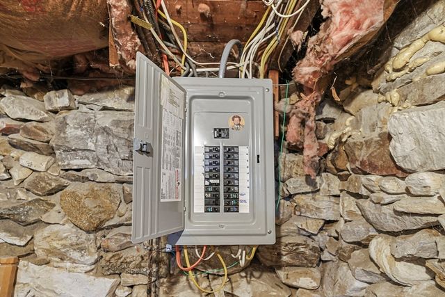 35 Jackson St, North Adams, MA 01247