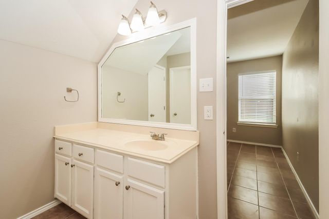 10005 Sterling Place Drive, Conroe, TX 77303