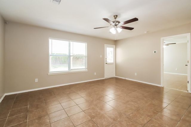 10005 Sterling Place Drive, Conroe, TX 77303