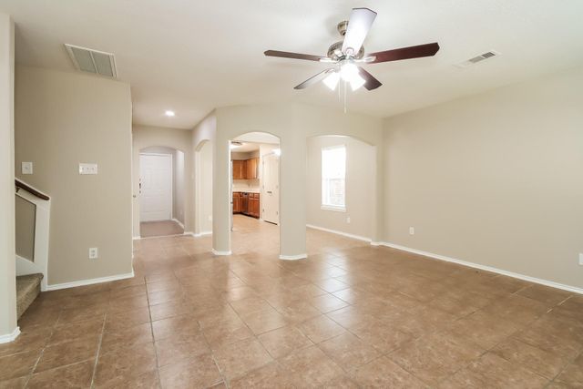 10005 Sterling Place Drive, Conroe, TX 77303
