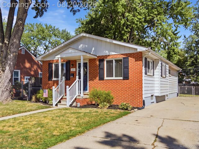 2226 Kipling Avenue, Berkley, MI 48072