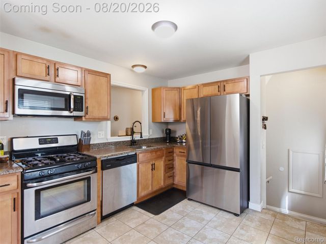 2226 Kipling Avenue, Berkley, MI 48072