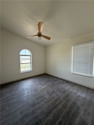 3226 Bimini Dr, Corpus Christi, TX 78418