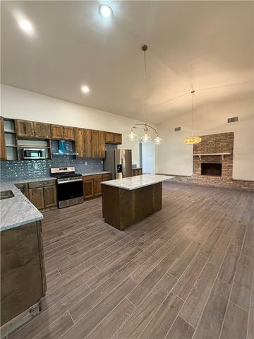 3226 Bimini Dr, Corpus Christi, TX 78418