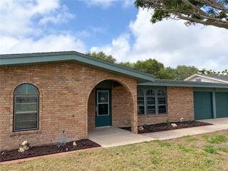 3226 Bimini Dr, Corpus Christi, TX 78418
