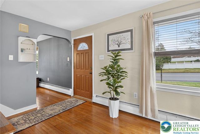 2515 East Texas Boulevard, Allentown City, PA 18103