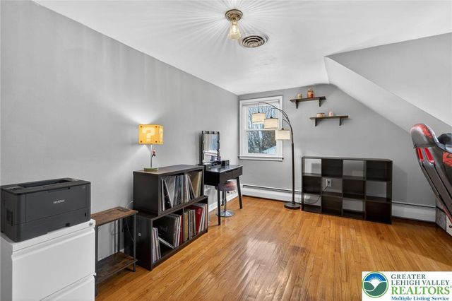 2515 East Texas Boulevard, Allentown City, PA 18103