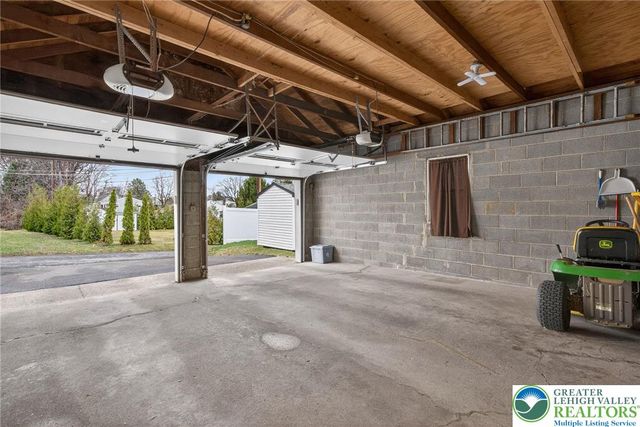 2515 East Texas Boulevard, Allentown City, PA 18103