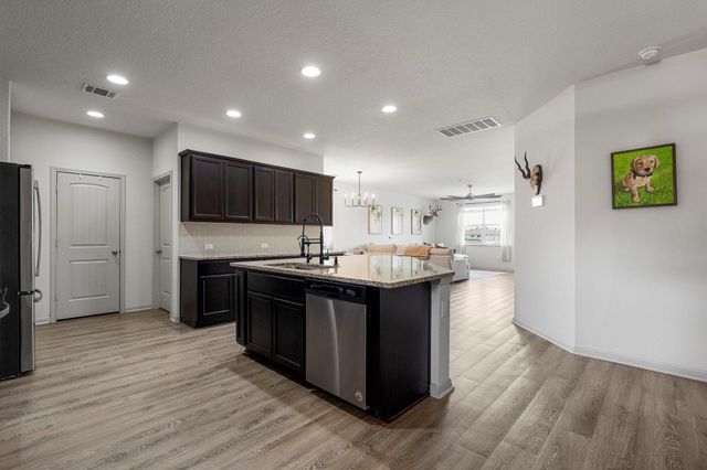 185 Struss DR, Georgetown, TX 78626