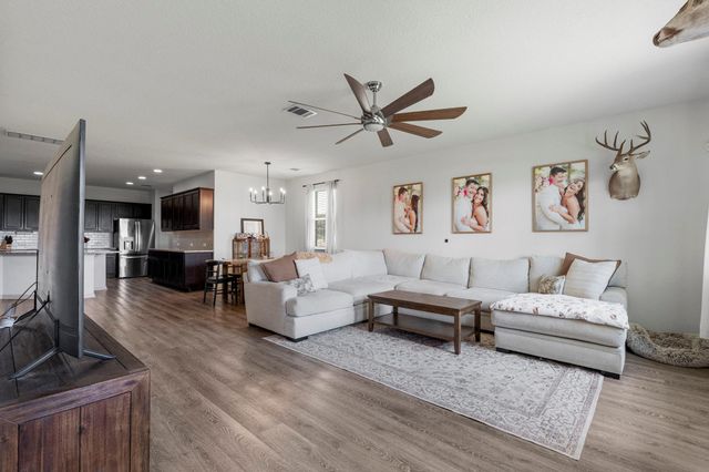 185 Struss DR, Georgetown, TX 78626