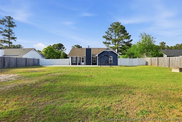 177 Independence Drive, Raeford, NC 28376