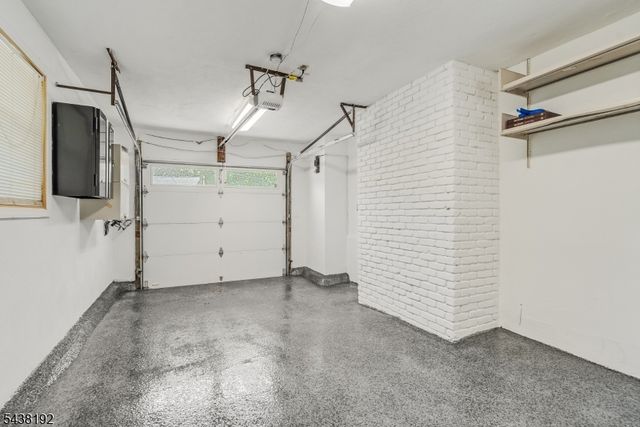 15 Harvey Dr, Summit City, NJ 07901