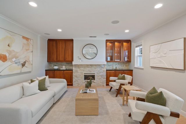 5087 Harwood Road, San Jose, CA 95124