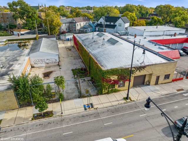 3527 N Milwaukee Avenue, Chicago, IL 60641