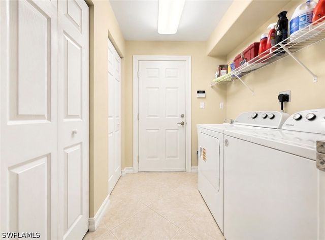 1277 Rialto WAY 102, Naples, FL 34114