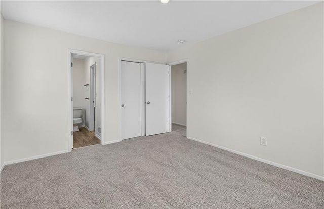 309 SE Avon Street, Blue Springs, MO 64014