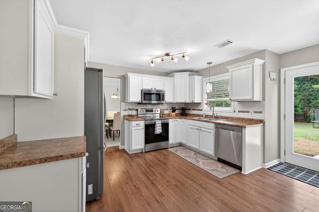 3021 Planters Mill Drive, Dacula, GA 30019