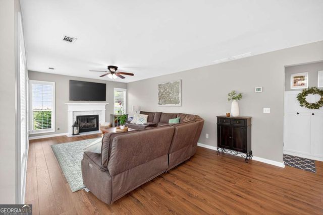 3021 Planters Mill Drive, Dacula, GA 30019