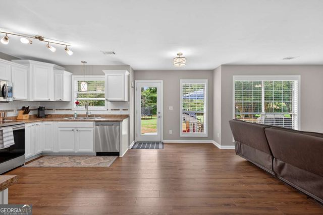 3021 Planters Mill Drive, Dacula, GA 30019